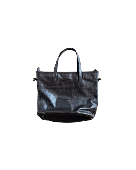 Sac en cuir marron avec clous